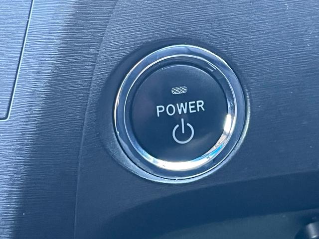 プリウス Ｓツーリングセレクション　ナビ　地デジ　Ｂｌｕｅｔｏｏｈ　バックモニター　スマートキー　ＬＥＤライト　フォグランプ　格納ミラー　ＥＴＣ　純正アルミ　オートライト　衝突安全ボディー　盗難防止システム　Ｗエアバック　ＡＢＳ　禁煙車（14枚目）