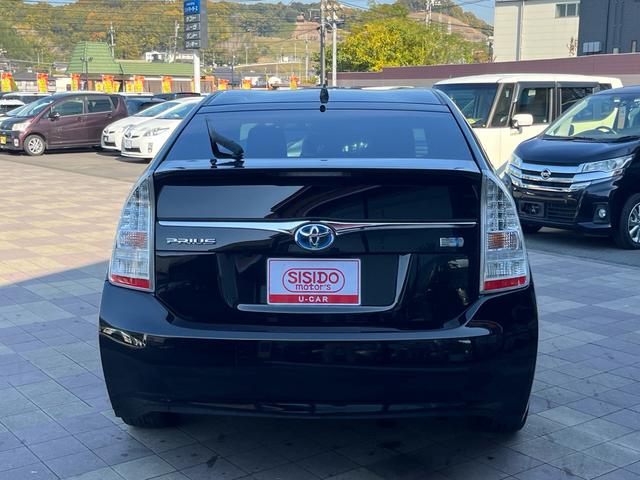 プリウス Ｓツーリングセレクション　ナビ　地デジ　Ｂｌｕｅｔｏｏｈ　バックモニター　スマートキー　ＬＥＤライト　フォグランプ　格納ミラー　ＥＴＣ　純正アルミ　オートライト　衝突安全ボディー　盗難防止システム　Ｗエアバック　ＡＢＳ　禁煙車（37枚目）