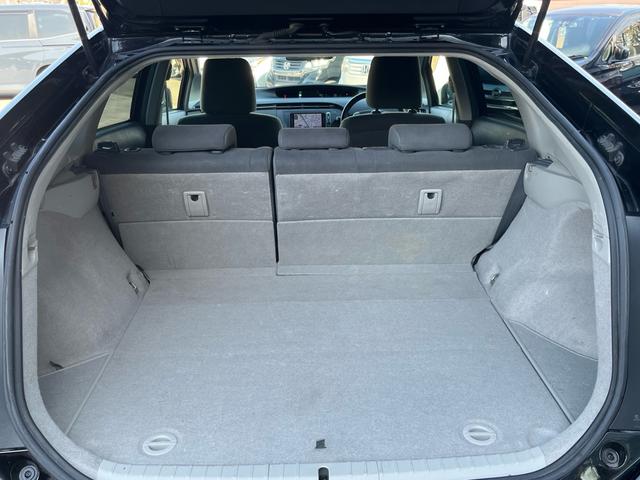 プリウス Ｓツーリングセレクション　ナビ　地デジ　Ｂｌｕｅｔｏｏｈ　バックモニター　スマートキー　ＬＥＤライト　フォグランプ　格納ミラー　ＥＴＣ　純正アルミ　オートライト　衝突安全ボディー　盗難防止システム　Ｗエアバック　ＡＢＳ　禁煙車（39枚目）