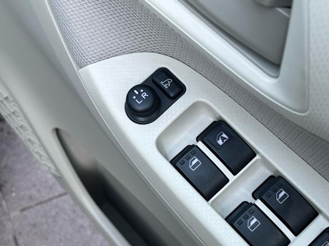 ステラ Ｌ　スマートアシスト　軽減ブレーキ　純正ＣＤステレオ　キーレスエントリー　レーンキープアシスト　オートマチックハイビーム　アイドリングストップ　横滑り防止　ＥＴＣ　格納ミラー　ベンチシート　衝突安全ボディー　ＡＢＳ　禁煙車（17枚目）