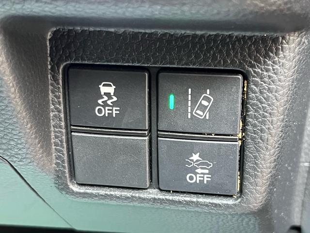 Ｎ－ＢＯＸカスタム Ｇ・Ｌホンダセンシング　軽減ブレーキ　８インチナビ　地デジ　Ｂｌｕｅｔｏｏｈ　バックモニター　両側パワースライドドア　ＥＴＣ　ＬＥＤライト　フォグランプ　アダプティブクルーズコントロール　レーンキープアシスト　ＡＢＳ　禁煙車（24枚目）