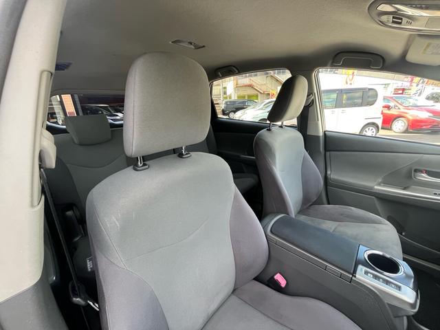 プリウスアルファ Ｓ　ナビ　地デジ　Ｂｌｕｅｔｏｏｈ　バックモニター　スマートキー　プッシュスタート　ＥＴＣ　フォグランプ　格納ミラー　純正アルミ　オートエアコン　衝突安全ボディー　盗難防止システム　Ｗエアバック　禁煙車（24枚目）