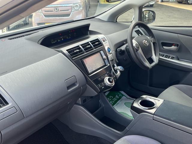 プリウスアルファ Ｓ　ナビ　地デジ　Ｂｌｕｅｔｏｏｈ　バックモニター　スマートキー　プッシュスタート　ＥＴＣ　フォグランプ　格納ミラー　純正アルミ　オートエアコン　衝突安全ボディー　盗難防止システム　Ｗエアバック　禁煙車（33枚目）