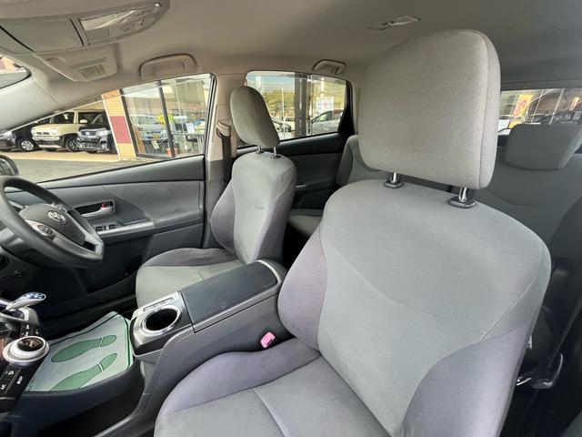 プリウスアルファ Ｓ　ナビ　地デジ　Ｂｌｕｅｔｏｏｈ　バックモニター　スマートキー　プッシュスタート　ＥＴＣ　フォグランプ　格納ミラー　純正アルミ　オートエアコン　衝突安全ボディー　盗難防止システム　Ｗエアバック　禁煙車（34枚目）