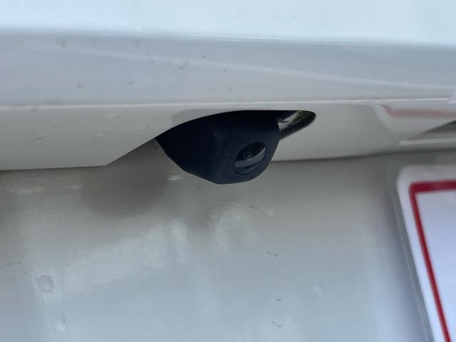 プリウスアルファ Ｓ　ナビ　地デジ　Ｂｌｕｅｔｏｏｈ　バックモニター　スマートキー　プッシュスタート　ＥＴＣ　フォグランプ　格納ミラー　純正アルミ　オートエアコン　衝突安全ボディー　盗難防止システム　Ｗエアバック　禁煙車（40枚目）