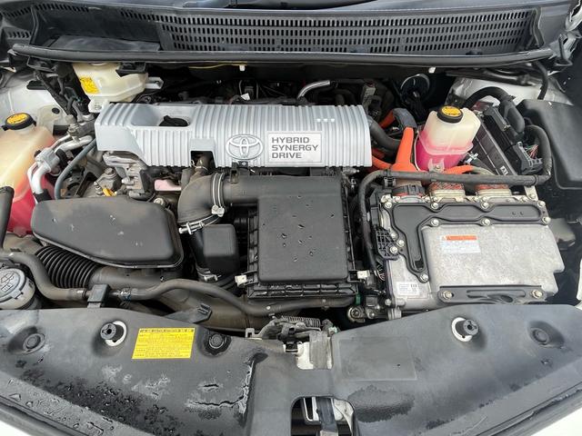 プリウスアルファ Ｓ　ナビ　地デジ　Ｂｌｕｅｔｏｏｈ　バックモニター　スマートキー　プッシュスタート　ＥＴＣ　フォグランプ　格納ミラー　純正アルミ　オートエアコン　衝突安全ボディー　盗難防止システム　Ｗエアバック　禁煙車（42枚目）