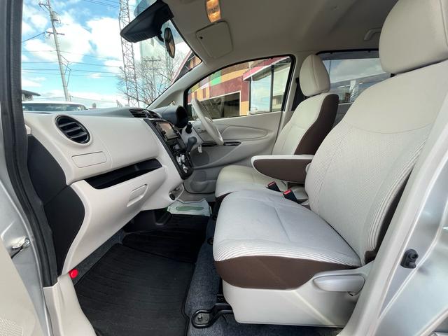 デイズ Ｊ　軽減ブレーキ　ナビ　地デジ　Ｂｌｕｅｔｏｏｈ　キーレスエントリー　格納ミラー　横滑り防止　ベンチシート　衝突安全ボディー　Ｗエアバック　ＡＢＳ　ヘッドライトレべライザー　禁煙車（32枚目）