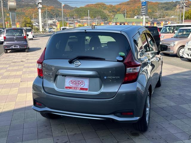 ノート ｅ－パワー　Ｘ　軽減ブレーキ　ナビ　地デジ　Ｂｌｕｅｔｏｏｈ　バックモニター　ドライブレコーダー　ＥＴＣ　ＬＥＤライト　スマートキー　レーンキープアシスト　横滑り防止　オートエアコン　格納ミラー　Ｗエアバック　禁煙車（6枚目）