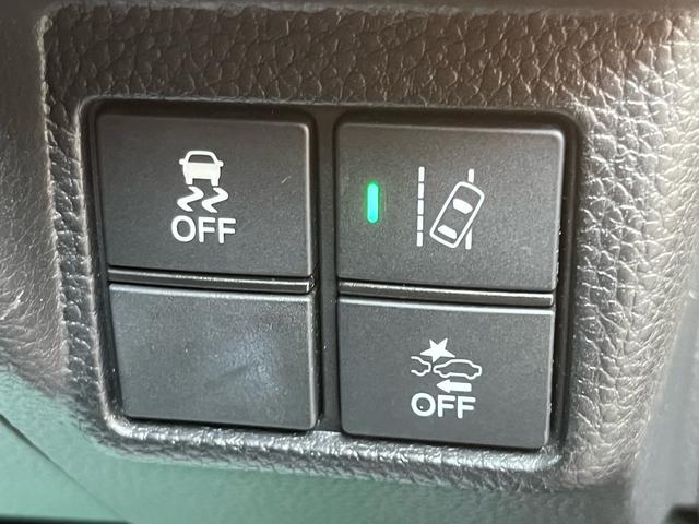 N-BOXカスタム G・Lターボホンダセンシング 軽減ブレーキ ナビ 地デジ Bluetooh バックモニター 両側パワースライドドア ETC アダプティブクルーズコントロール レーンキープアシスト 純正アルミ パドルシフトマチック ABS 禁煙車(23枚目)