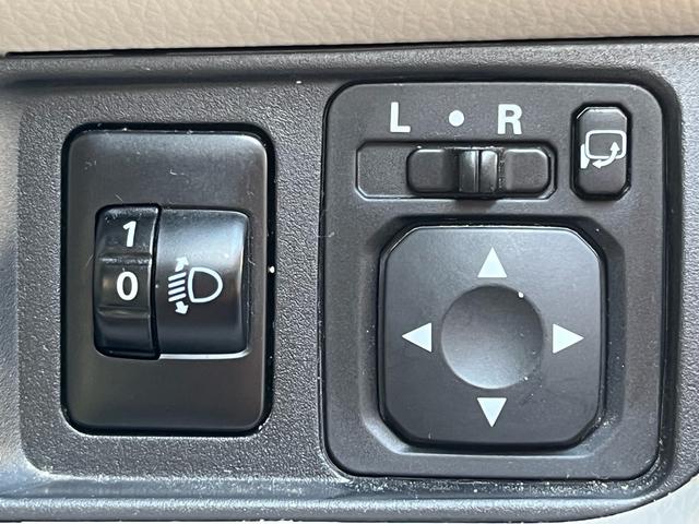 eKワゴン E 社外ナビ 地デジ シートヒーター 格納ミラー キーレスエントリー 横滑り防止 ベンチシート 衝突安全ボディー Wエアバック ABS ヘッドライトレべライザー 禁煙車(14枚目)