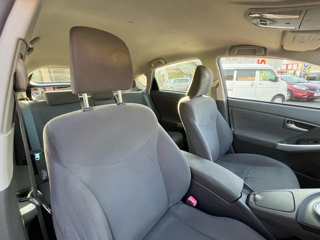 プリウス S 純正ナビ 地デジ バックモニター スマートキー プッシュスタート ETC 純正アルミ 格納ミラー オートライト フォグランプ オートエアコン 衝突安全ボディー 盗難防止システム Wエアバック 禁煙車(22枚目)