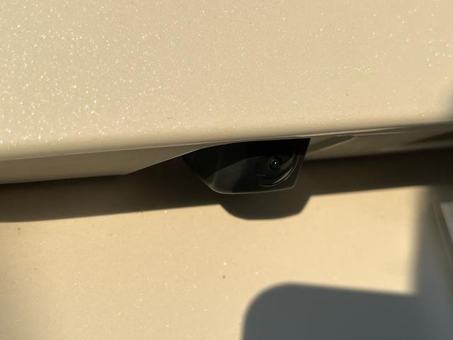 プリウス S 純正ナビ 地デジ バックモニター スマートキー プッシュスタート ETC 純正アルミ 格納ミラー オートライト フォグランプ オートエアコン 衝突安全ボディー 盗難防止システム Wエアバック 禁煙車(38枚目)