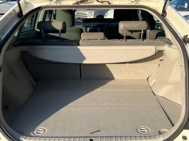 プリウス S 純正ナビ 地デジ バックモニター スマートキー プッシュスタート ETC 純正アルミ 格納ミラー オートライト フォグランプ オートエアコン 衝突安全ボディー 盗難防止システム Wエアバック 禁煙車(39枚目)