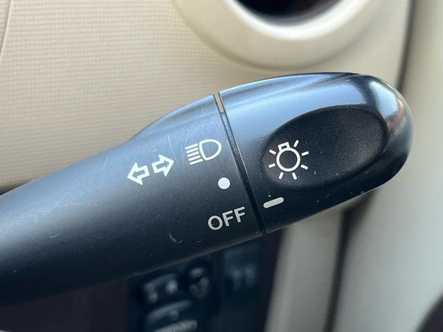 パッソ X ユルリ ナビ 地デジ バックモニター スマートキー 格納ミラー ベンチシート 衝突安全ボディー 盗難防止システム Wエアバック ABS ヘッドライトレべライザー 禁煙車(16枚目)