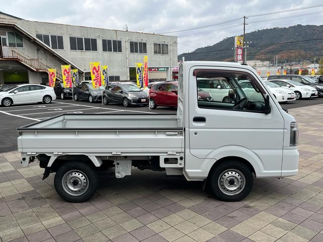ＮＴ１００クリッパートラック ＤＸ　エアコン　パワステ　３方開　Ｗエアバック　ＡＢＳ　スペアタイヤ　ヘッドライトレべライザー　禁煙車（15枚目）