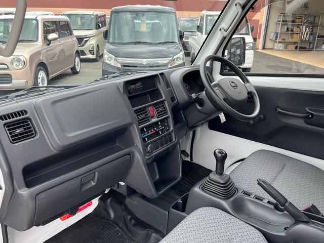 ＮＴ１００クリッパートラック ＤＸ　エアコン　パワステ　３方開　Ｗエアバック　ＡＢＳ　スペアタイヤ　ヘッドライトレべライザー　禁煙車（19枚目）