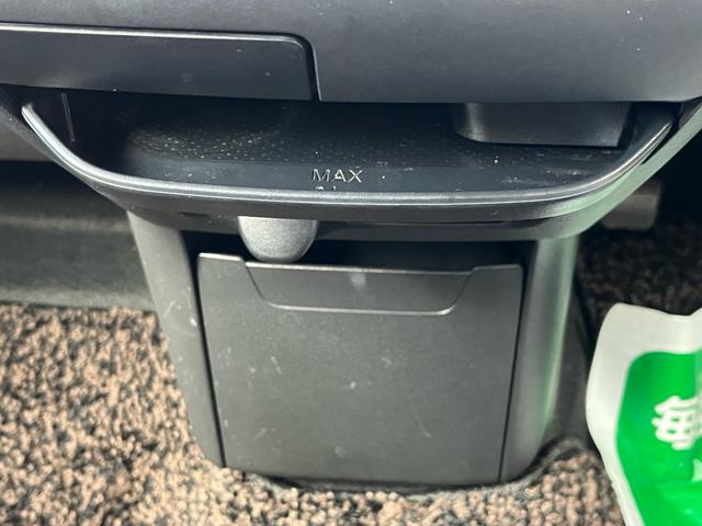 デイズ ハイウェイスター　Ｘ　軽減ブレーキ　９インチナビ　地デジ　Ｂｌｕｅｔｏｏｈ　アラウンドモニター　ドライブレコーダー　ＥＴＣ　スマートキー　ＬＥＤライト　フォグランプ　レーンキープアシスト　純正アルミ　Ｗエアバック　禁煙車（13枚目）