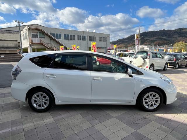 プリウスアルファ S 純正ナビ 地デジ バックモニター スマートキー プッシュスタート LEDライト フォグランプ オートエアコン ETC 格納ミラー 純正アルミ 衝突安全ボディー 盗難防止システム Wエアバック 禁煙車(27枚目)