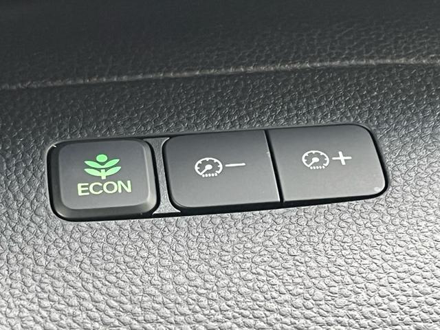 Ｎ－ＢＯＸカスタム Ｇ・Ｌホンダセンシング　軽減ブレーキ　純正８インチナビ　地デジ　Ｂｌｕｅｔｏｏｈ　バックモニター　両側パワースライドドア　ドライブレコーダー　ＥＴＣ　ＬＥＤライト　アダプティブクルーズコントロール　純正アルミ　ＡＢＳ　禁煙車（18枚目）