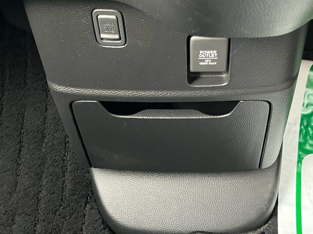 Ｎ－ＢＯＸカスタム Ｇ・Ｌターボホンダセンシング　軽減ブレーキ　ナビ　地デジ　Ｂｌｕｅｔｏｏｈ　バックモニター　両側パワースライドドア　シートヒーター　ＥＴＣ　ＬＥＤライト　フォグランプ　アダプティブクルーズコントロール　ハーフレザーシート　禁煙車（19枚目）