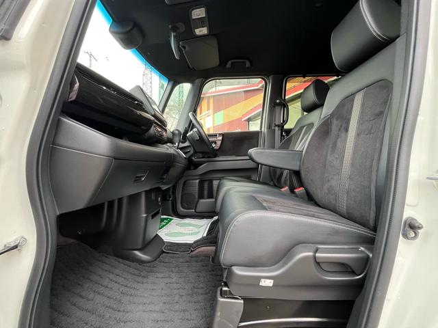 Ｎ－ＢＯＸカスタム Ｇ・Ｌターボホンダセンシング　軽減ブレーキ　ナビ　地デジ　Ｂｌｕｅｔｏｏｈ　バックモニター　両側パワースライドドア　シートヒーター　ＥＴＣ　ＬＥＤライト　フォグランプ　アダプティブクルーズコントロール　ハーフレザーシート　禁煙車（40枚目）