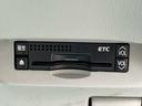 S スマートキー プッシュスタート CDステレオ オートライト フォグランプ ETC 格納ミラー オートエアコン 純正アルミ 衝突安全ボディー 盗難防止システム Wエアバック ABS 禁煙車(17枚目)