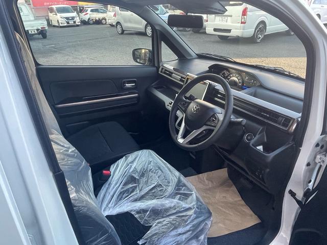 ワゴンＲカスタムＺ ハイブリッドＺＸ　ハイブリッドＺＸ・アップグレードパッケージ・未使用車・デュアルカメラブレーキ・スマートキー・１５インチアルミホイール・ＬＥＤヘッドライト（7枚目）