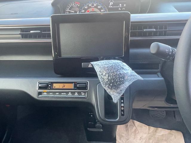 ワゴンＲカスタムＺ ハイブリッドＺＸ　ハイブリッドＺＸ・アップグレードパッケージ・未使用車・デュアルカメラブレーキ・スマートキー・１５インチアルミホイール・ＬＥＤヘッドライト（13枚目）