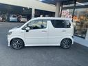 ワゴンＲカスタムＺ ハイブリッドＺＸ　ハイブリッドＺＸ・アップグレードパッケージ・未使用車・デュアルカメラブレーキ・スマートキー・１５インチアルミホイール・ＬＥＤヘッドライト（3枚目）