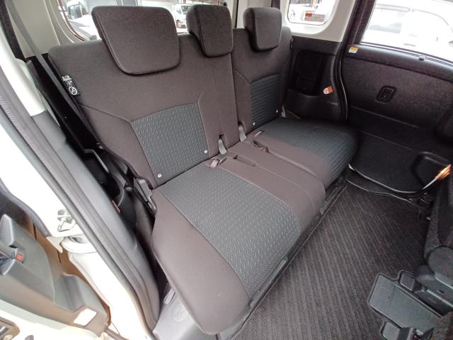 ルーミー カスタムＧ　ナビ・ＥＴＣ・ドラレコ・全周囲カメラ・両側電動スライドドア・オートライト・Ｂｌｕｅｔｏｏｔｈ接続・ステアリングリモコン・ＵＳＢソケット・禁煙車・ワンオーナー（5枚目）