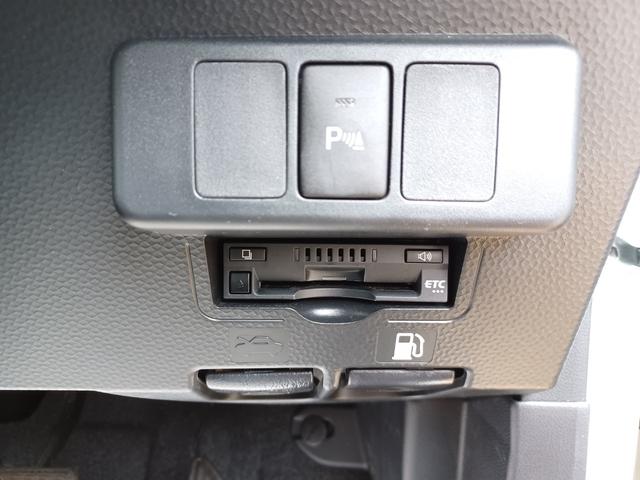 ルーミー カスタムＧ　ナビ・ＥＴＣ・ドラレコ・全周囲カメラ・両側電動スライドドア・オートライト・Ｂｌｕｅｔｏｏｔｈ接続・ステアリングリモコン・ＵＳＢソケット・禁煙車・ワンオーナー（6枚目）