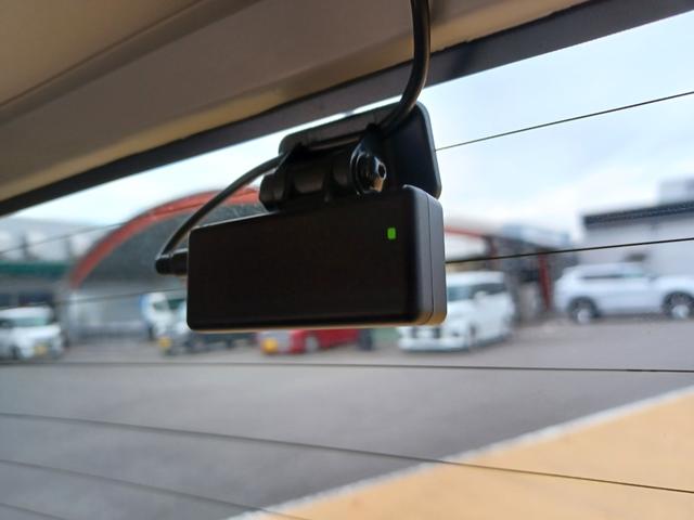 ルーミー カスタムＧ　ナビ・ＥＴＣ・ドラレコ・全周囲カメラ・両側電動スライドドア・オートライト・Ｂｌｕｅｔｏｏｔｈ接続・ステアリングリモコン・ＵＳＢソケット・禁煙車・ワンオーナー（8枚目）