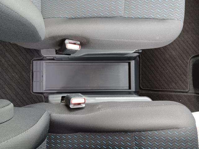 ルーミー カスタムＧ　ナビ・ＥＴＣ・ドラレコ・全周囲カメラ・両側電動スライドドア・オートライト・Ｂｌｕｅｔｏｏｔｈ接続・ステアリングリモコン・ＵＳＢソケット・禁煙車・ワンオーナー（45枚目）