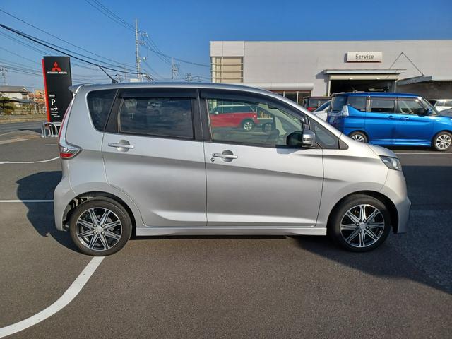 eKカスタム Tセーフティパッケージ ナビ・ETC・ドラレコ・全周囲カメラ・シートヒーター・オートライト・Bluetooth接続・ステアリングリモコン・ワンオーナー(19枚目)