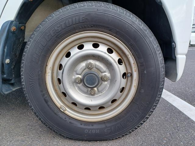 ミニキャブトラック VX-SE エアコン・パワステ・4WD・FM/AM(25枚目)