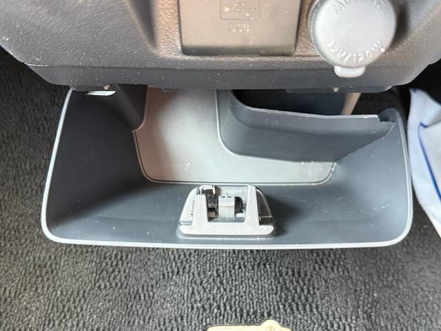 スペーシア Gリミテッド 全方位カメラ Bluetooth接続 ETC フルセグ シートヒーター プッシュスタート(38枚目)