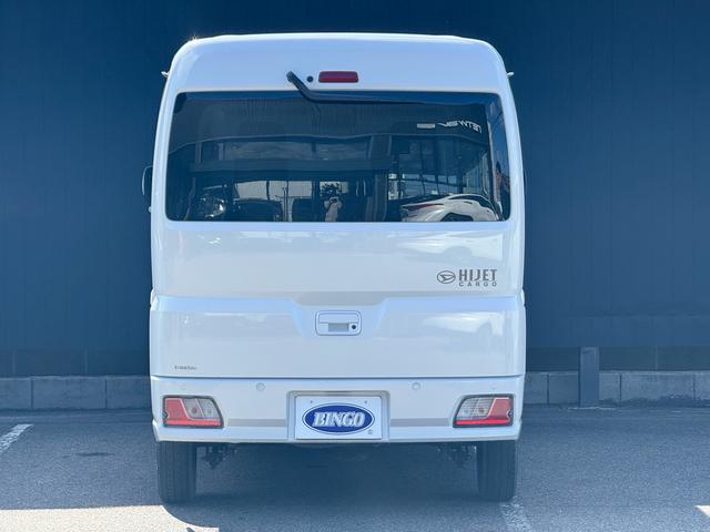 ハイゼットカーゴ クルーズ 衝突軽減システム コーナーセンサー スマートキー オートライト 電動格納ミラー アイドリングストップ(6枚目)