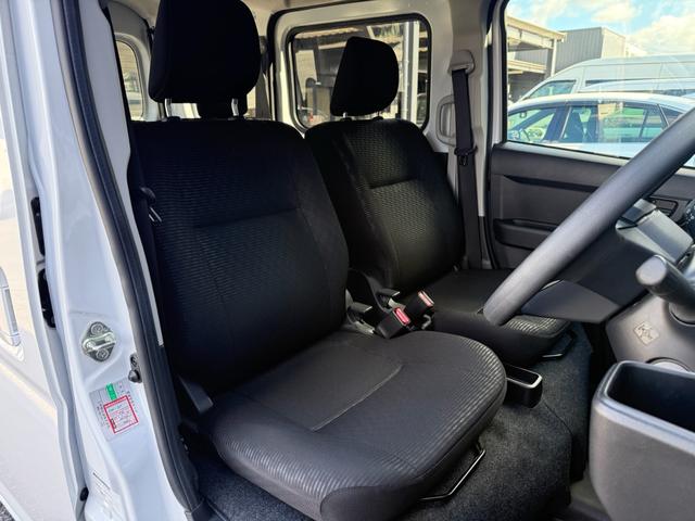 ハイゼットカーゴ クルーズ 衝突軽減システム コーナーセンサー スマートキー オートライト 電動格納ミラー アイドリングストップ(10枚目)