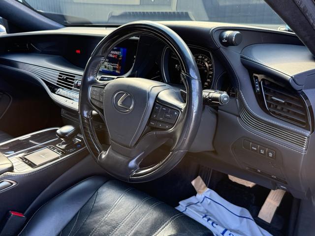 クルマのことなら何でもお任せ下さい☆彡お客様のご要望やお悩みをお聞かせください☆彡皆様のご来店を心よりお待ちしてます♪