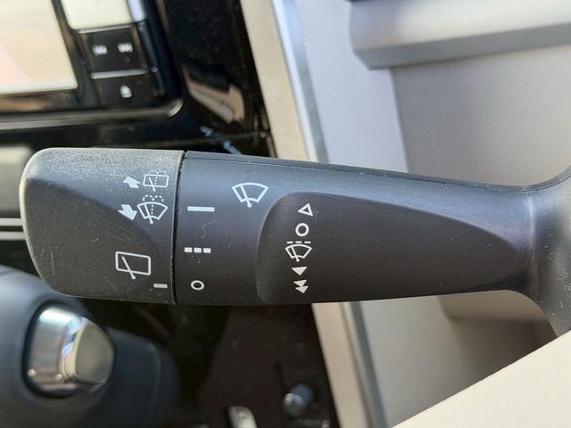 タント ＸリミテッドＳＡＩＩＩ　純正ナビ　フルセグ　全方位カメラ　両側電動スライドドア　シートヒーター　衝突被害軽減　ドラレコ　コーナーセンサー　オートハイビーム　Ｂｌｕｅｔｏｏｔｈ接続　スマートキー（18枚目）