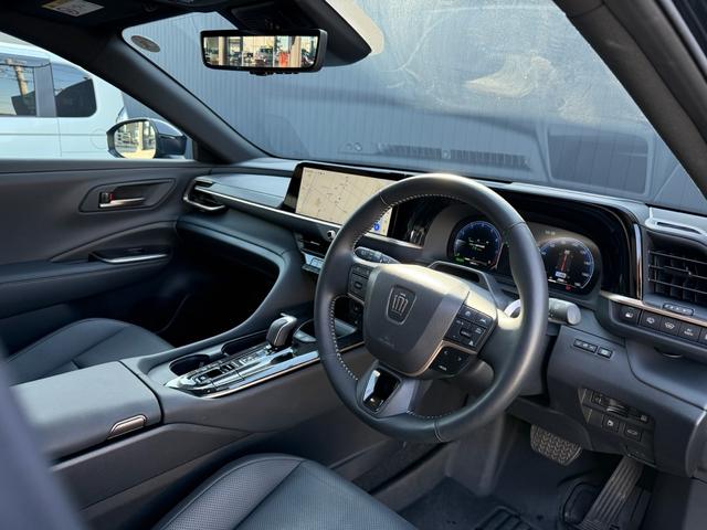 クラウンスポーツ Z 純正ナビ フルセグ 全方位カメラ HDMI パノラマルーフ デジタルインナーミラー BSM HUD ETC2.0 シートヒーター ベンチレーション ステアリングヒーター パワーシート パワーバックドア(10枚目)