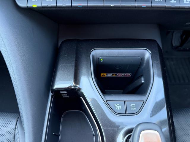 クラウンスポーツ Z 純正ナビ フルセグ 全方位カメラ HDMI パノラマルーフ デジタルインナーミラー BSM HUD ETC2.0 シートヒーター ベンチレーション ステアリングヒーター パワーシート パワーバックドア(26枚目)