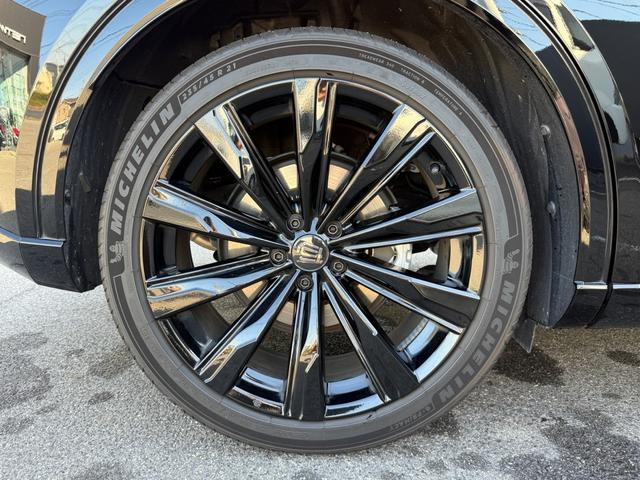 クラウンスポーツ Z 純正ナビ フルセグ 全方位カメラ HDMI パノラマルーフ デジタルインナーミラー BSM HUD ETC2.0 シートヒーター ベンチレーション ステアリングヒーター パワーシート パワーバックドア(39枚目)