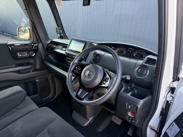 Ｎ－ＢＯＸカスタム Ｌ　ナビ　フルセグ　バックカメラ　ＣＤ　ＤＶＤ　前後ドラレコ　ＥＴＣ　シートバックテーブル（10枚目）