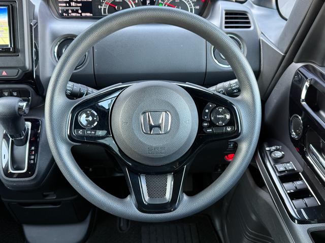 Ｎ－ＢＯＸカスタム Ｌ　ナビ　フルセグ　バックカメラ　ＣＤ　ＤＶＤ　前後ドラレコ　ＥＴＣ　シートバックテーブル（17枚目）