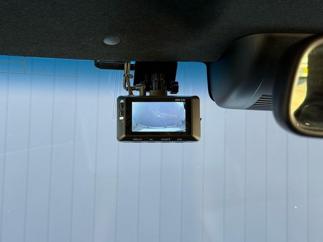 Ｎ－ＢＯＸカスタム Ｌ　ナビ　フルセグ　バックカメラ　ＣＤ　ＤＶＤ　前後ドラレコ　ＥＴＣ　シートバックテーブル（27枚目）