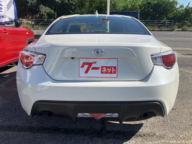 ８６ Ｇ　ＥＴＣ　バックカメラ　ナビ　ＴＶ　ＡＴ　キーレスエントリー　電動格納ミラー　アルミホイール　盗難防止システム　衝突安全ボディ　ＡＢＳ　ＥＳＣ　エアコン　パワーステアリング　パワーウィンドウ（14枚目）