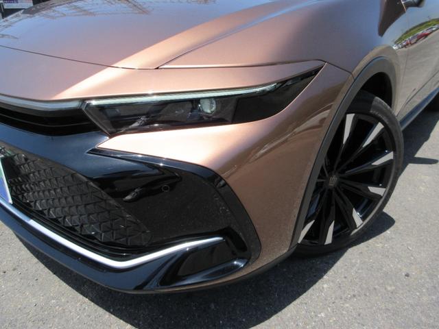 クラウンクロスオーバー Ｇアドバンスド　ＲＳ純正２１インチ／ＧＲトランクスポイラー／フルセグ／ＴＶキット／パノラミックビューモニター／ドライブレコーダー／ＡＣ１００Ｖ／衝突回避軽減ブレーキ／踏み間違い制御装置／パワートランク／禁煙車／ＥＴＣ（22枚目）