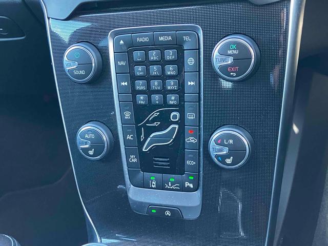 V40 T3 モメンタム 衝突被害軽減システム レーンアシスト パワーシート 前後ドライブレコーダー ETC HDDナビ バックカメラ Bluetooth CD LEDヘッドライト スマートキー オートエアコン AW17インチ(11枚目)