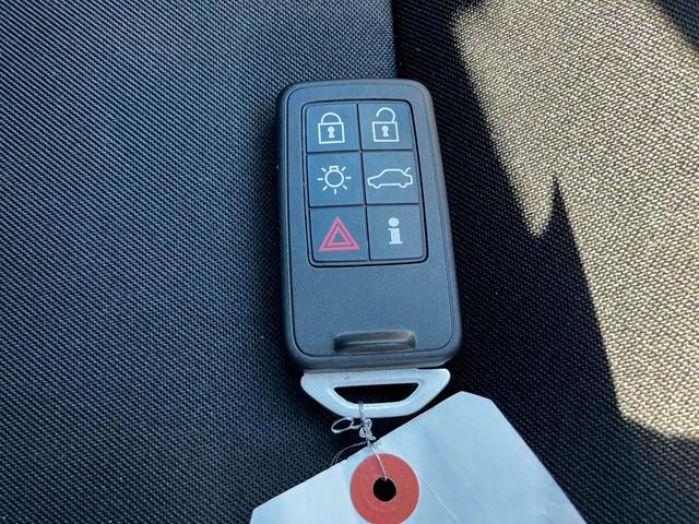 V40 T3 モメンタム 衝突被害軽減システム レーンアシスト パワーシート 前後ドライブレコーダー ETC HDDナビ バックカメラ Bluetooth CD LEDヘッドライト スマートキー オートエアコン AW17インチ(20枚目)